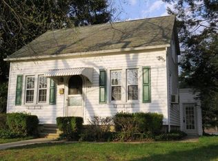 49 Spruce St, Pine Grove, PA 17963