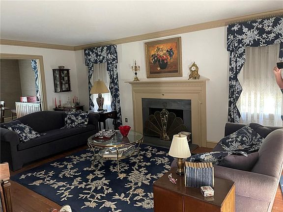 5th image of 1503 N Regency Dr
