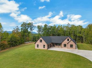 1365 Camp Creek Rd, Taylors, SC 29687