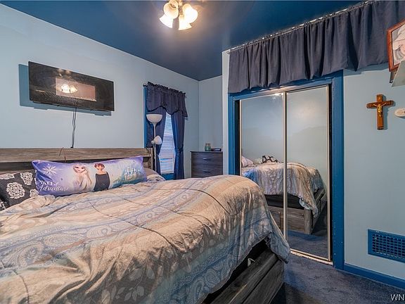 2nd image of 390 Prospect Ave