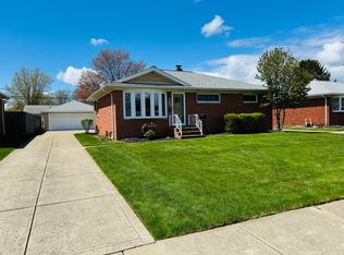 848 Charles St, Willowick, OH 44095