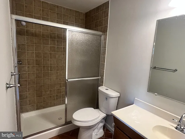 516 Meadow Hall Dr #D516 — Photo 15