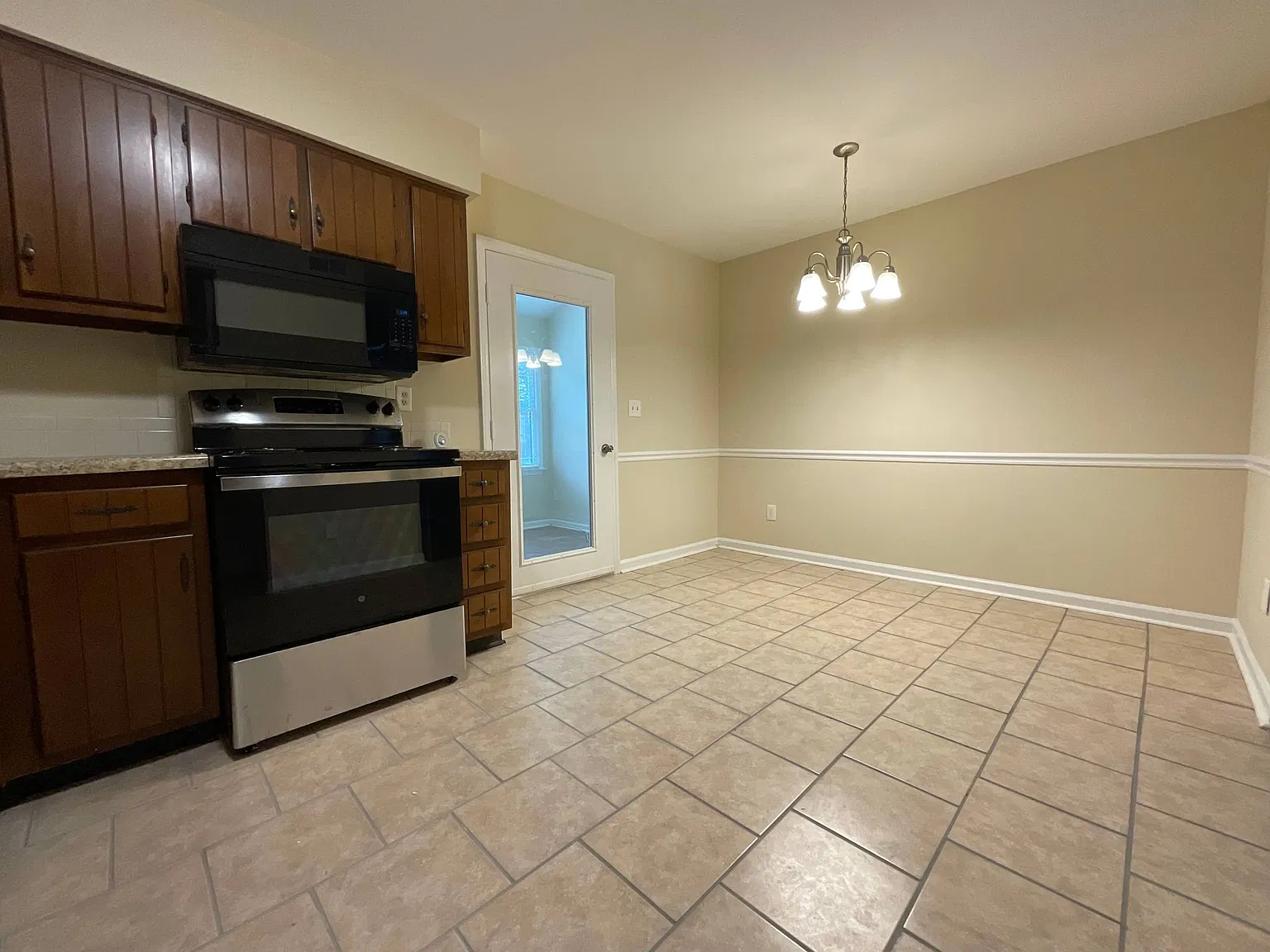1002 Cedar Place Court Winston Salem, NC 27107 — Photo 1