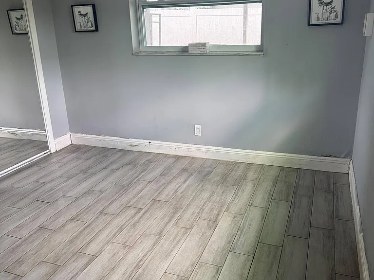 1051 SW 32nd Ct #2 — Photo 13