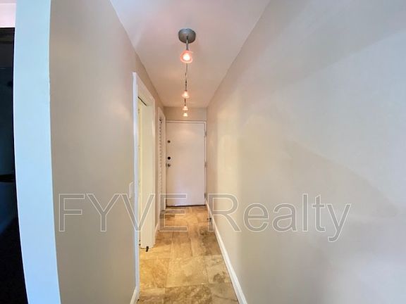 4th image of 101 Woodhaven Dr S #85