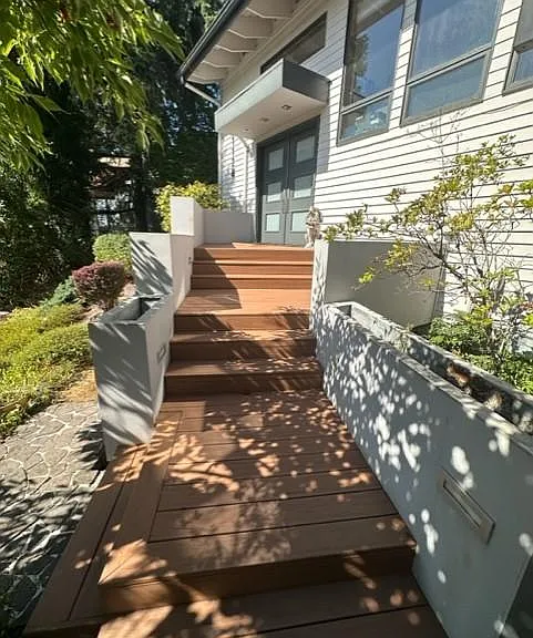 11128 NE 37th Ct — Photo 4