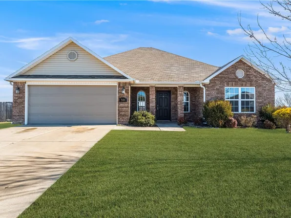 501 Driftwood St, Lowell, AR 72745