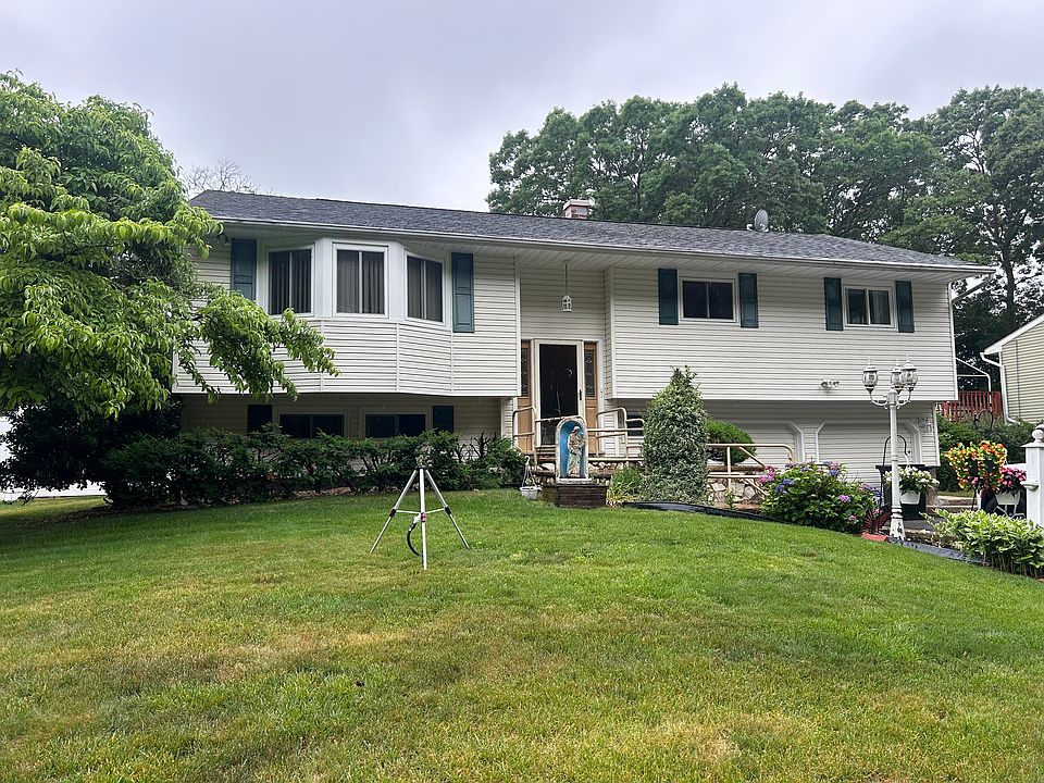 1st image of 51 Babylon Ave