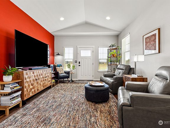 5th image of 14383 Lockwood Lane SE