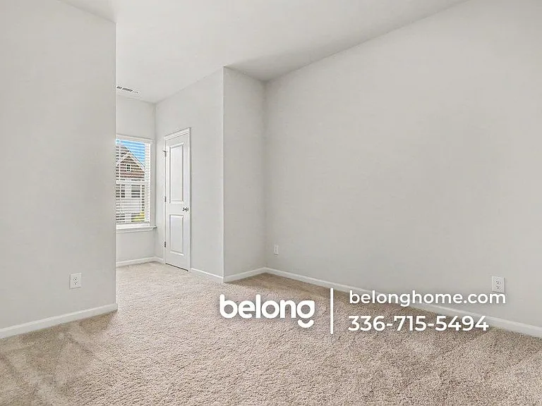 240 Chesapeake Commons St — Photo 11