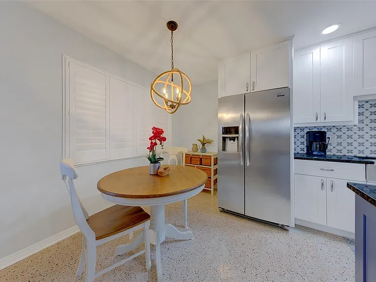 121 46th Ave #2G — Photo 17