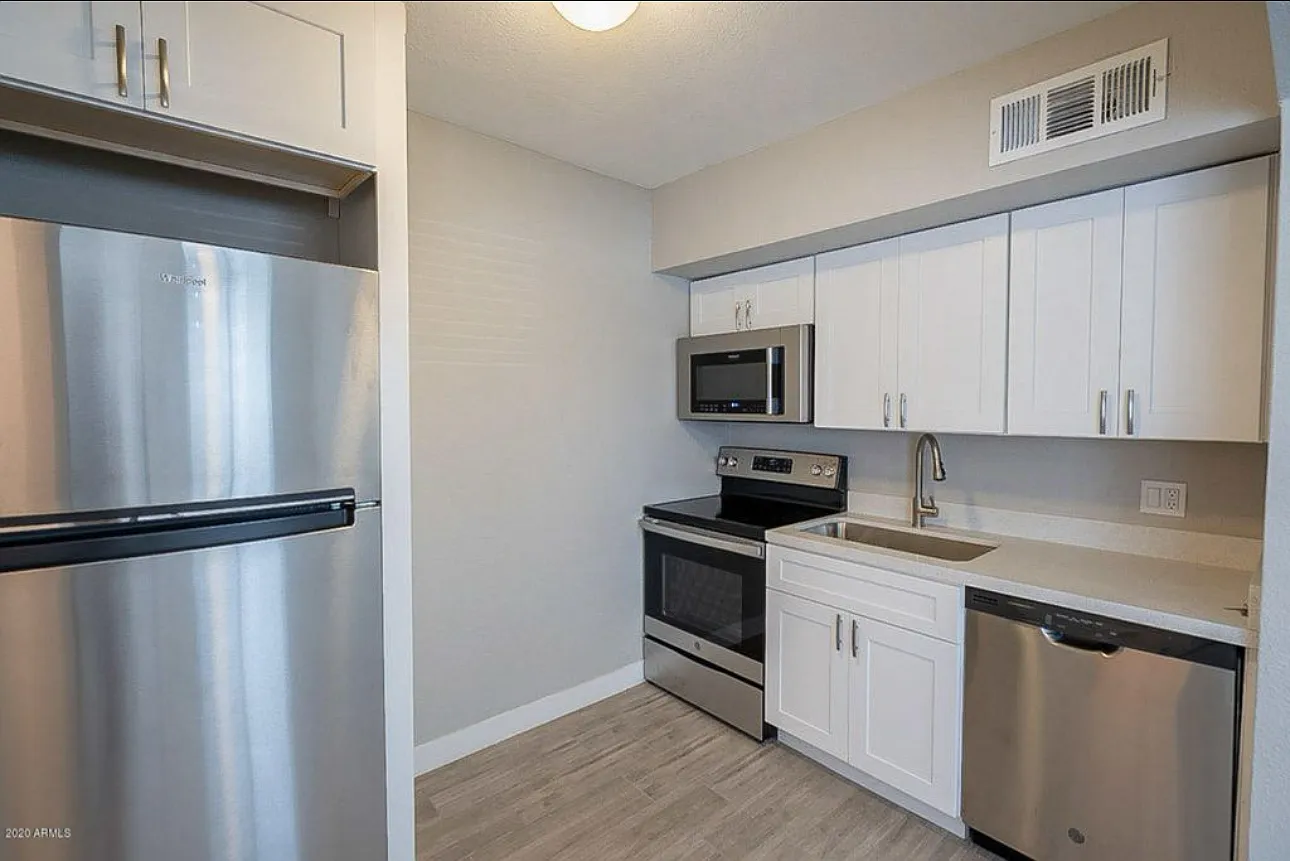 1 bed, 650 sqft, $1,175 — Photo 2