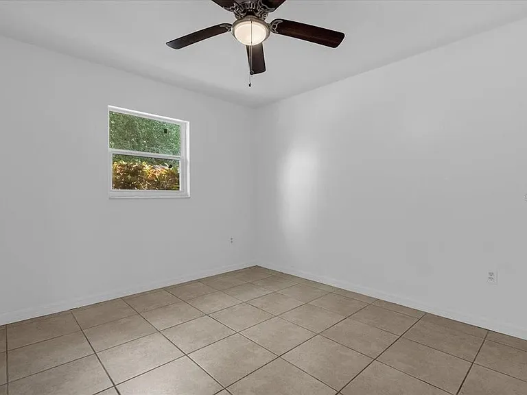 5214 Kempston Dr — Photo 17