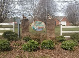 Fox Run Cv #13, Henderson, TN 38340
