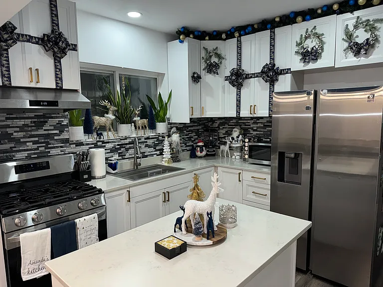 6235 S Menard Ave #1 — Photo 3