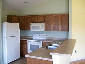 3rd image of 9730 Cypress Harbor Dr
