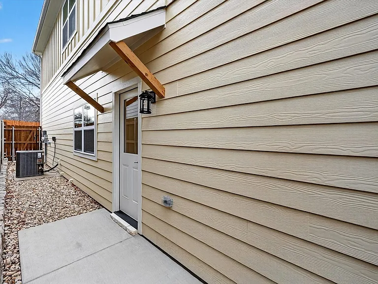 502 E Kimball St #1 — Photo 31