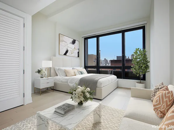 550 Vanderbilt Avenue image 1 of 22