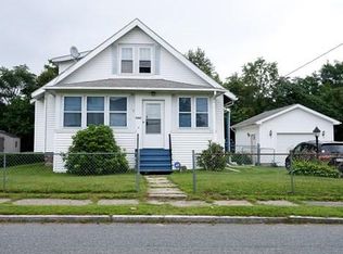 12 Paul St, Worcester, MA 01606