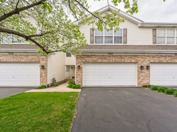 2337 Stoughton Cir, Aurora, IL 60502
