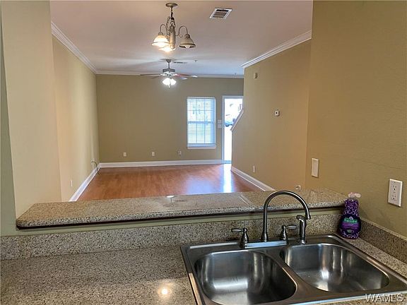 4th image of 3218 Veterans Memorial Pkwy APT 616