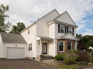 7 Bissell Ct, South Windsor, CT 06074