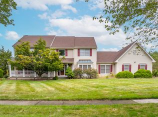 11 Endicott Ln, West Windsor, NJ 08550