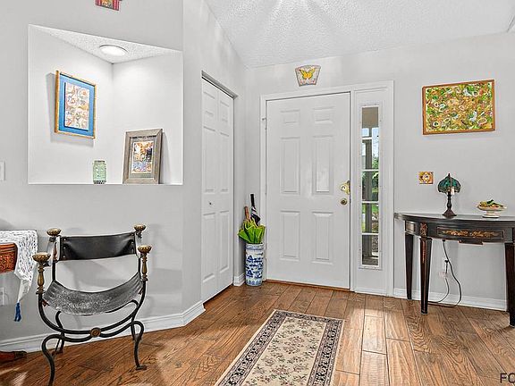 4th image of 732 Palm Hammock Cir