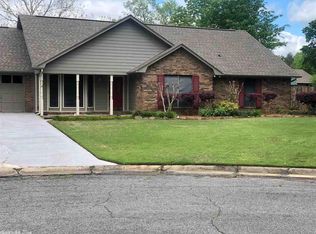 9 Chester Cv, Conway, AR 72034