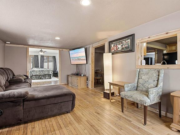 5th image of 120 Brickyard Road