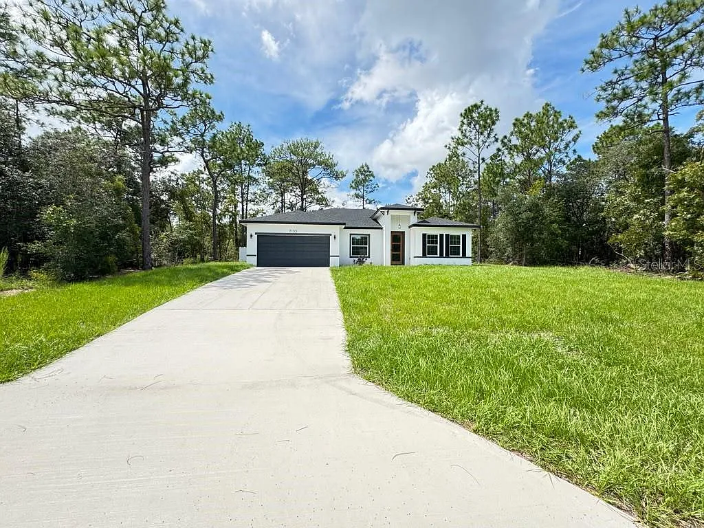 4 bed, 2.0 bath, 1774 sqft, $1,995 — Photo 4