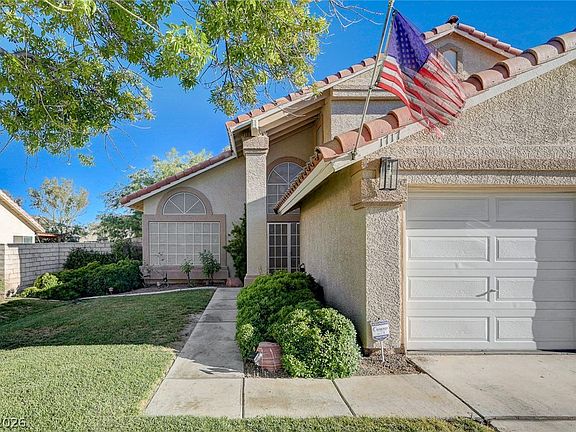 5th image of 1717 Heather Oaks Way