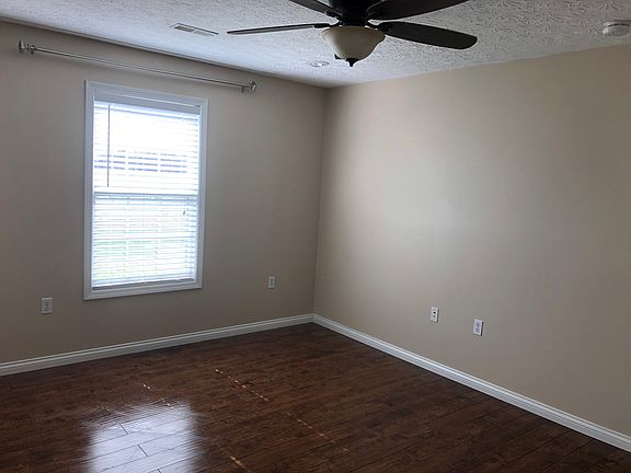 Master Bedroom 11 x 14