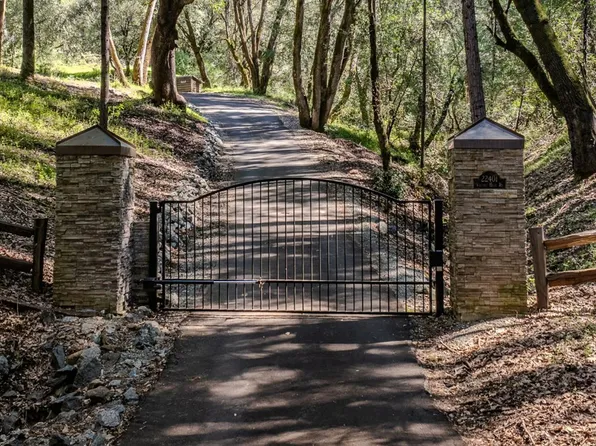 22401 Volcano Hills Rd, Pioneer, CA 95666