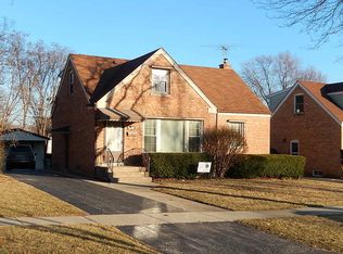 321 N Maple St, Mount Prospect, IL 60056