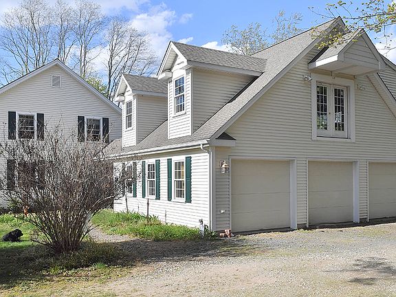 3 car garage, full 2nd floor