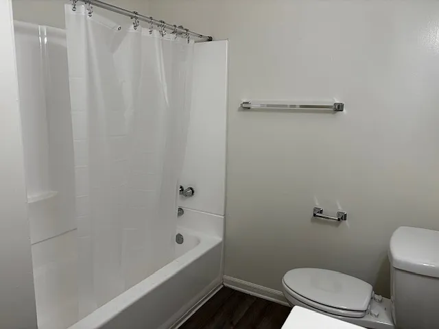 12425 Harris Ave #C5 — Photo 24