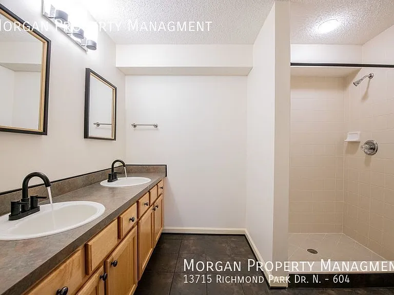13715 Richmond Park Dr N #604 — Photo 26