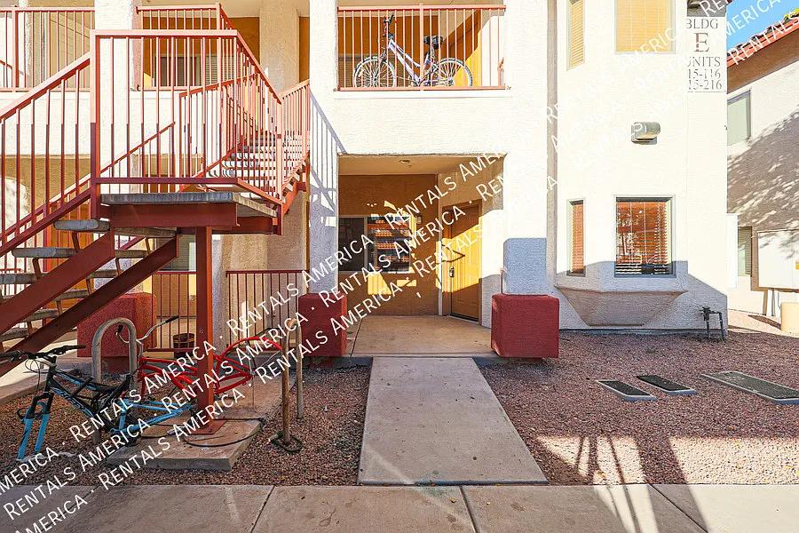 510 W University Dr #115