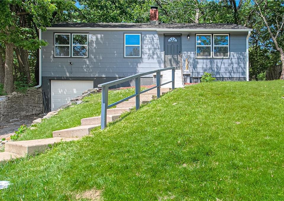 1st image of 3832 Hardy Ave