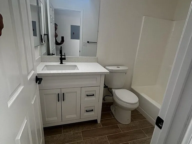 2818 W Avenue K8 — Photo 8