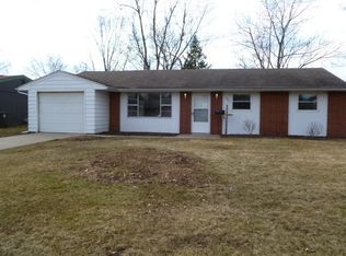 2621 Bolton Dr, Fort Wayne, IN 46805