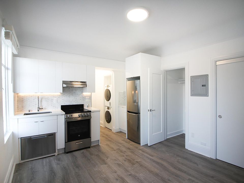 1st image of 3270 21st St #406A