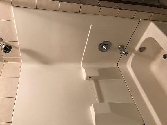 5th image of 2102 Gunderson Ave #2