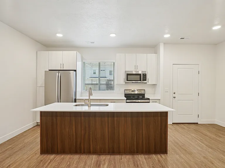 North Pointe Townhomes — Photo 6
