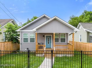 1322 Beaumont Ave, Knoxville, TN 37921