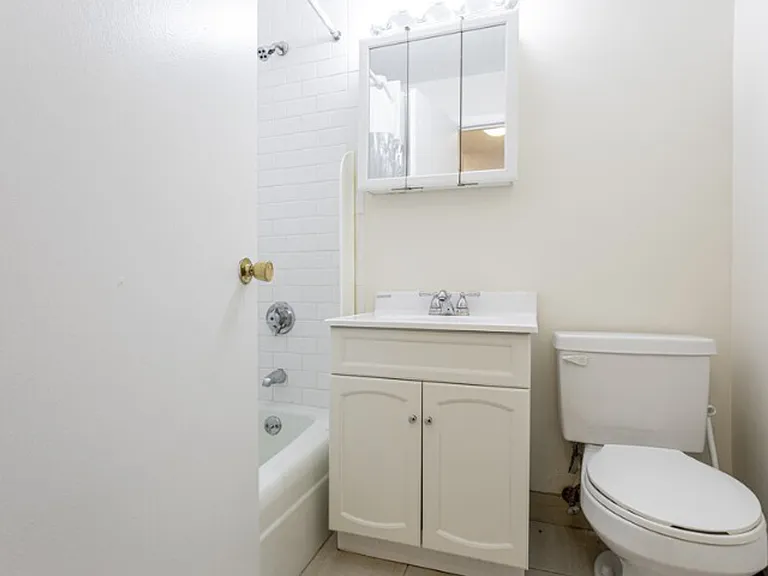 84A Gardner St #18 — Photo 7