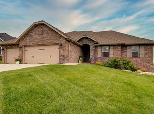 4318 E Kentbrook Dr, Springfield, MO 65802