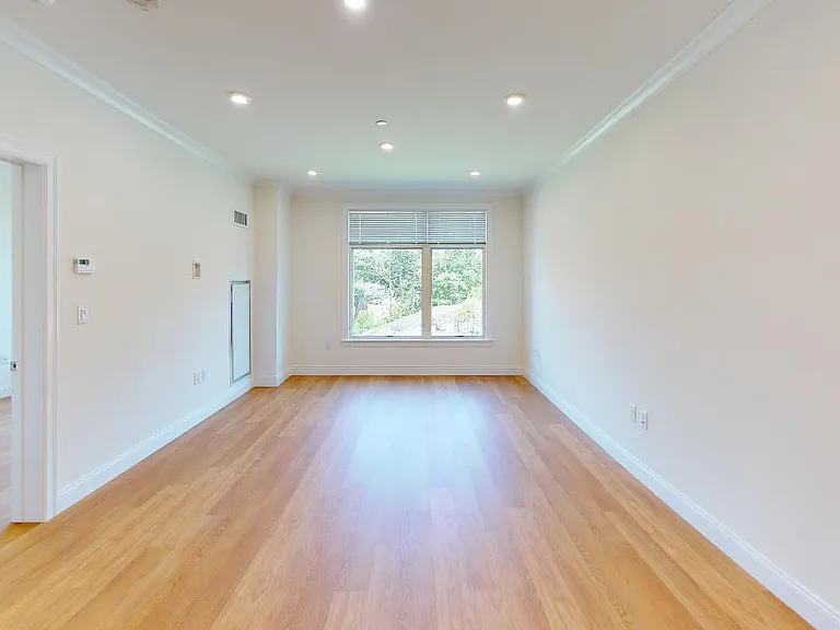 113 Thornton Rd #519 — Photo 8