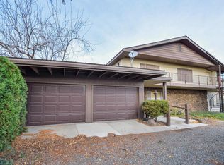 581 Ragan Rd, Wapato, WA 98951